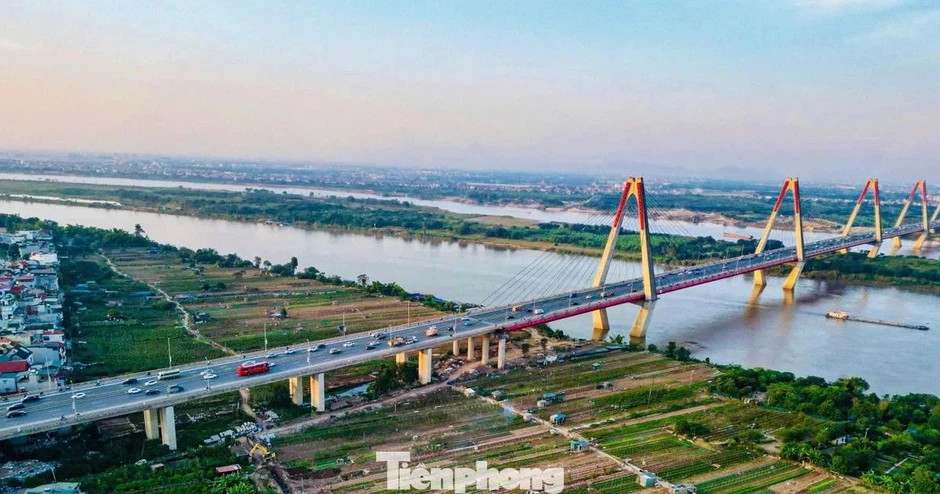 Hà Nội xây 10 cảng thủy nội địa và 1 cảng hành khách dọc sông Hồng Hà Nội xây 10 cảng thủy nội địa và 1 cảng hành khách dọc sông Hồng