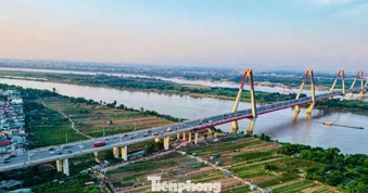 Hà Nội xây 10 cảng thủy nội địa và 1 cảng hành khách dọc sông Hồng