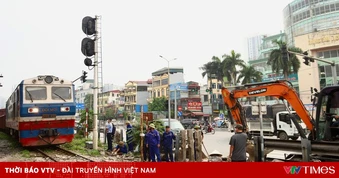 Hà Nội xóa hàng loạt lối đi tự mở qua đường sắt