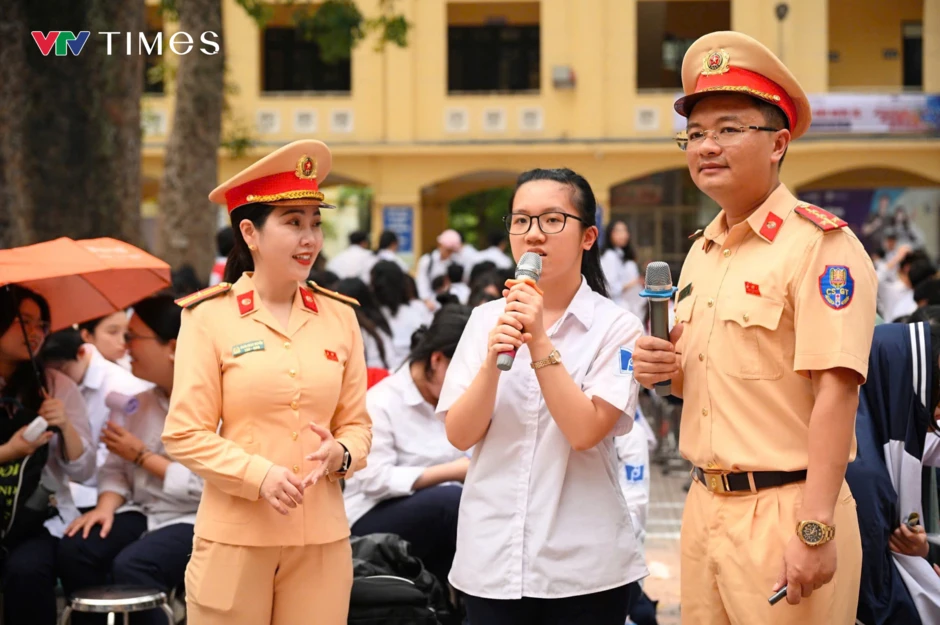 Hà Nội: Xử lý 1.695 học sinh vi phạm giao thông trong tháng 4/2026 Hà Nội: Xử lý 1.695 học sinh vi phạm giao thông trong tháng 4/2026