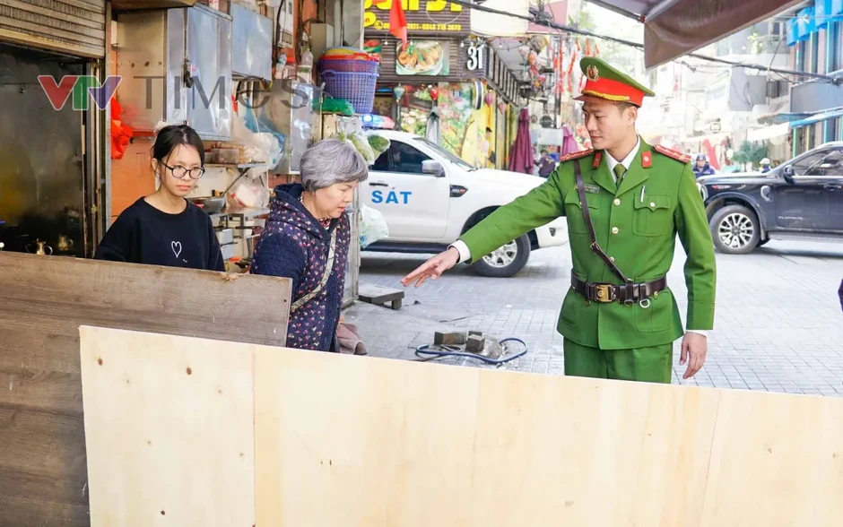 Hà Nội: Xử lý hơn 52.000 trường hợp vi phạm trật tự đô thị sau 6 tháng Hà Nội: Xử lý hơn 52.000 trường hợp vi phạm trật tự đô thị sau 6 tháng