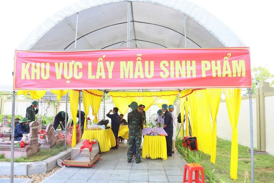 Hà Tĩnh khai quật, lấy mẫu ADN tại 63 phần mộ liệt sĩ chưa xác định danh tính Hà Tĩnh khai quật, lấy mẫu ADN tại 63 phần mộ liệt sĩ chưa xác định danh tính