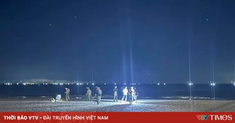Hai bố con đuối nước khi đi tắm biển