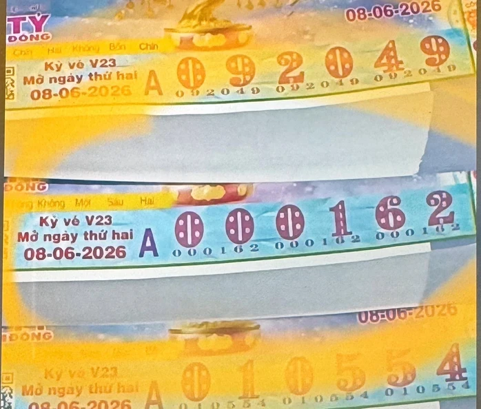 Hai cây vé xổ số miền Nam bất ngờ cùng trúng tại 1 tỉnh Hai cây vé xổ số miền Nam bất ngờ cùng trúng tại 1 tỉnh