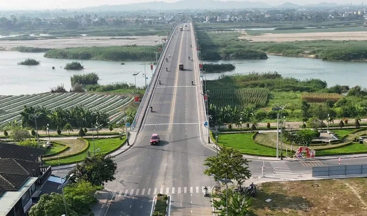 'Hai đứa trẻ' để lại thư tuyệt mệnh, nhảy cầu Thạch Bích để 'tạo hiện trường giả' 'Hai đứa trẻ' để lại thư tuyệt mệnh, nhảy cầu Thạch Bích để 'tạo hiện trường giả'