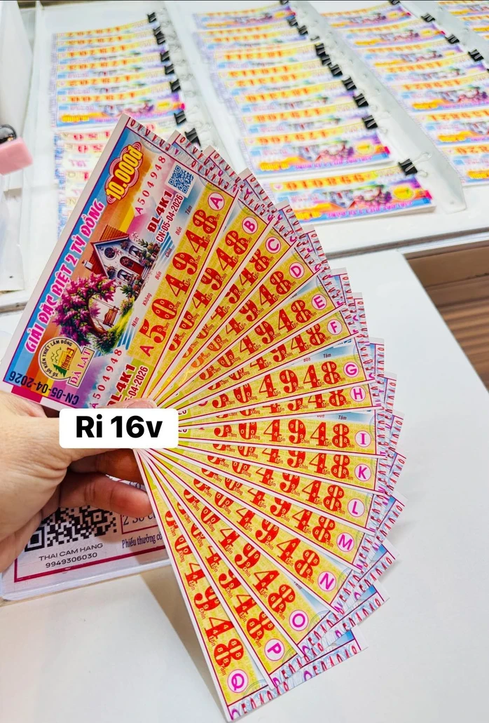 Hai giải độc đắc xổ số miền Nam xuất hiện vào rạng sáng 5-4 Hai giải độc đắc xổ số miền Nam xuất hiện vào rạng sáng 5-4