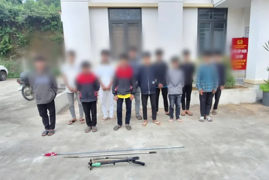 Hai nhóm thanh niên hỗn chiến lúc rạng sáng, 4 người bị thương Hai nhóm thanh niên hỗn chiến lúc rạng sáng, 4 người bị thương