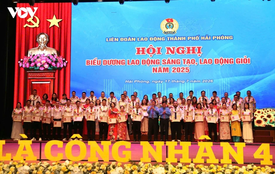 Hải Phòng biểu dương các điển hình “Lao động giỏi, Lao động sáng tạo” Hải Phòng biểu dương các điển hình “Lao động giỏi, Lao động sáng tạo”