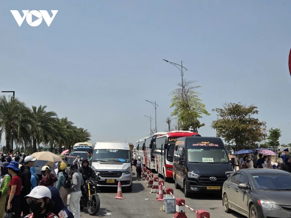Hải Phòng: Cát Bà, Đồ Sơn sôi động ngày đầu kỷ nghỉ lễ Hải Phòng: Cát Bà, Đồ Sơn sôi động ngày đầu kỷ nghỉ lễ