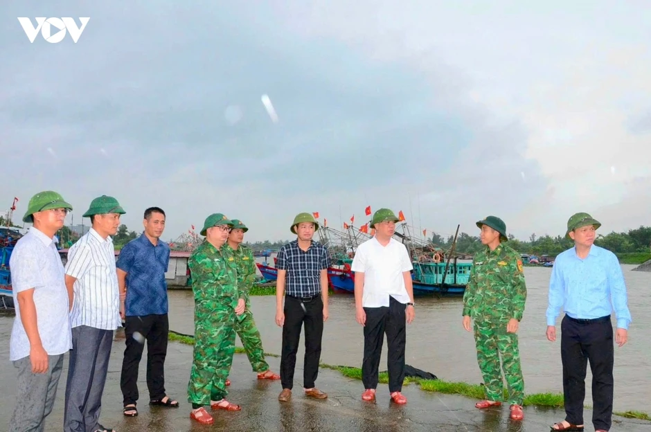 Hải Phòng, Quảng Ninh khẩn trương triển khai ứng phó bão số 4 Hải Phòng, Quảng Ninh khẩn trương triển khai ứng phó bão số 4