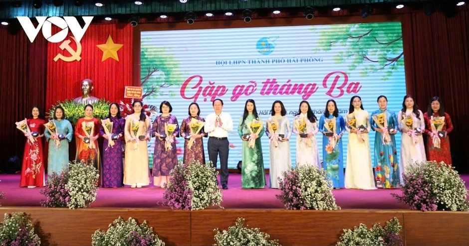 Hải Phòng: Tiên phong phát động chương trình "Cha – mẹ đỡ đầu" giai đoạn 2026-2031 Hải Phòng: Tiên phong phát động chương trình "Cha – mẹ đỡ đầu" giai đoạn 2026-2031