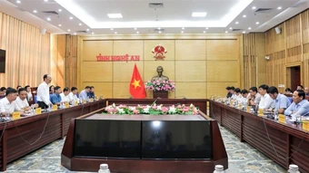 Hai tỉnh Nghệ An và Quảng Ngãi chia sẻ kinh nghiệm thu hút đầu tư
