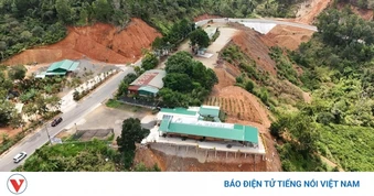 Hàng chục công trình lều, quán xây dựng trái phép trên Quốc lộ 28B