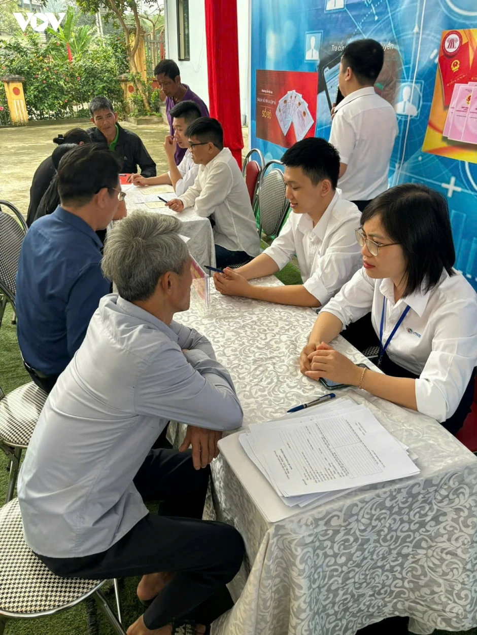 Hàng triệu thửa đất ở Lào Cai được “sống” trên nền tảng số Hàng triệu thửa đất ở Lào Cai được “sống” trên nền tảng số