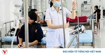 Hành chục người ở Đắk Lắk nhập viện cấp cứu sau khi ăn bánh mì