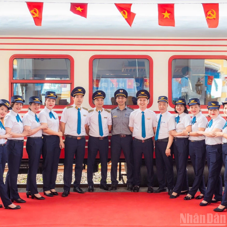 Hành khách “đổi gu” di chuyển: Tàu trải nghiệm lên ngôi dịp lễ Hành khách “đổi gu” di chuyển: Tàu trải nghiệm lên ngôi dịp lễ