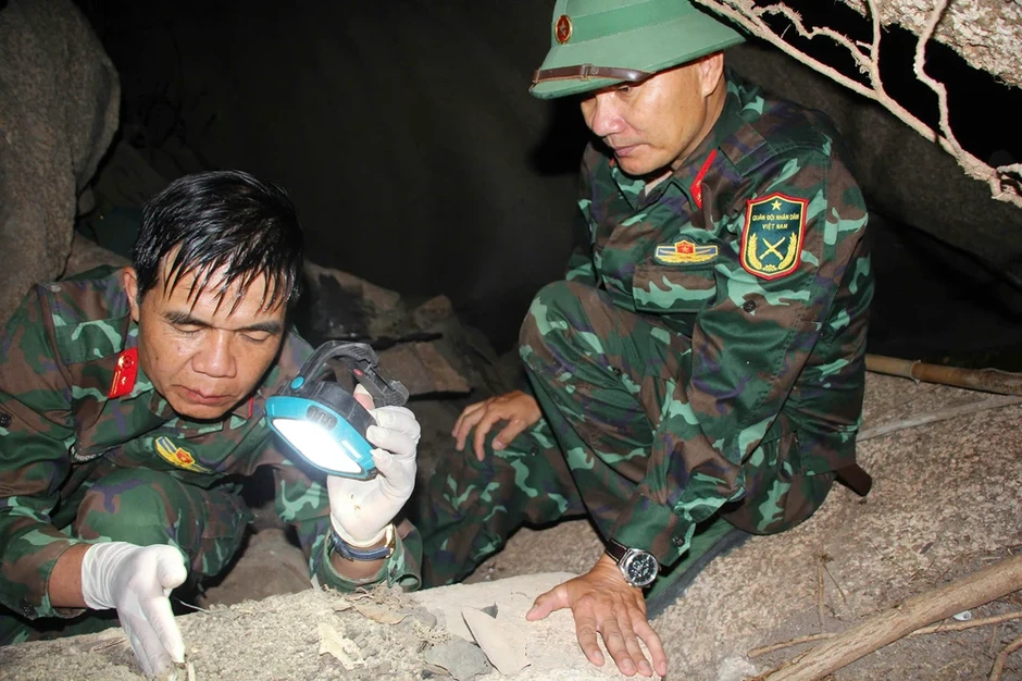 Hành trình 5 năm giải mã 'mê cung' núi Chư Pa để tìm hài cốt liệt sĩ Hành trình 5 năm giải mã 'mê cung' núi Chư Pa để tìm hài cốt liệt sĩ