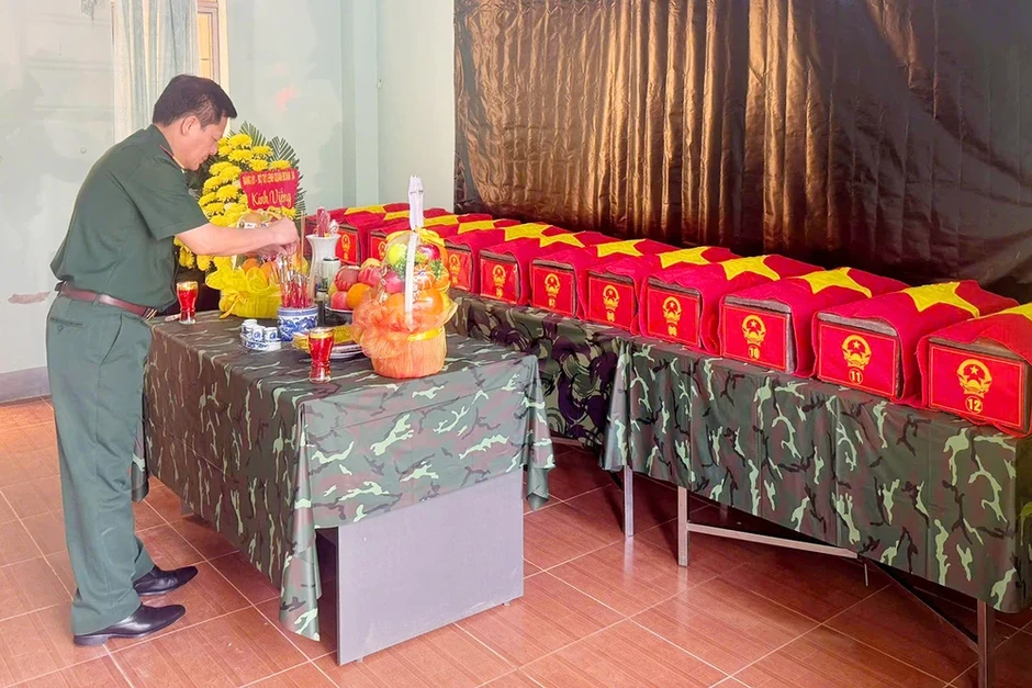 Hành trình 5 năm giải mã 'mê cung' núi Chư Pa để tìm hài cốt liệt sĩ Hành trình 5 năm giải mã 'mê cung' núi Chư Pa để tìm hài cốt liệt sĩ