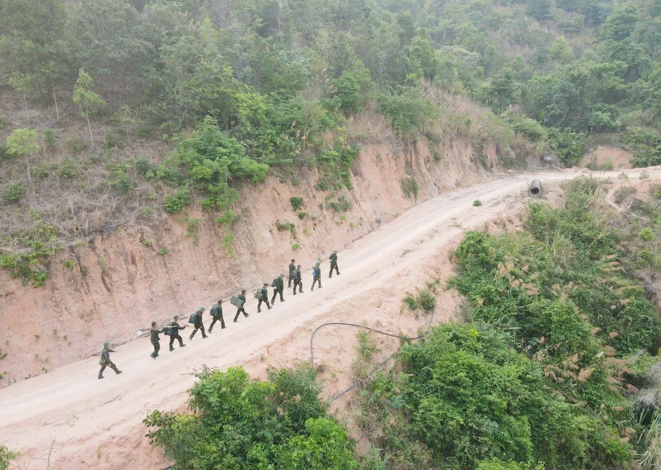 Hành trình 5 năm giải mã 'mê cung' núi Chư Pa để tìm hài cốt liệt sĩ Hành trình 5 năm giải mã 'mê cung' núi Chư Pa để tìm hài cốt liệt sĩ