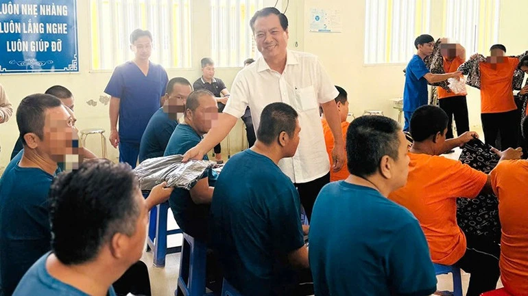 Hành trình của những trái tim kết nối ở Vĩnh Long Hành trình của những trái tim kết nối ở Vĩnh Long