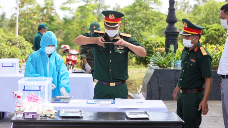 Hành trình tìm lại tên cho những người đã ngã xuống vì Tổ quốc Hành trình tìm lại tên cho những người đã ngã xuống vì Tổ quốc
