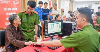 Hành trình tri ân nghĩa tình, thắp lửa hy vọng