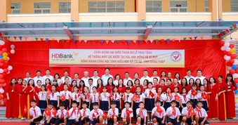HDBank nối dài hành trình yêu thương tại Đồng bằng sông Cửu Long