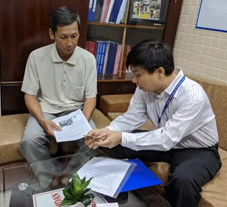 Hiệu quả mô hình mua BHYT cho người bệnh trên toàn quốc ngay tại bệnh viện Hiệu quả mô hình mua BHYT cho người bệnh trên toàn quốc ngay tại bệnh viện