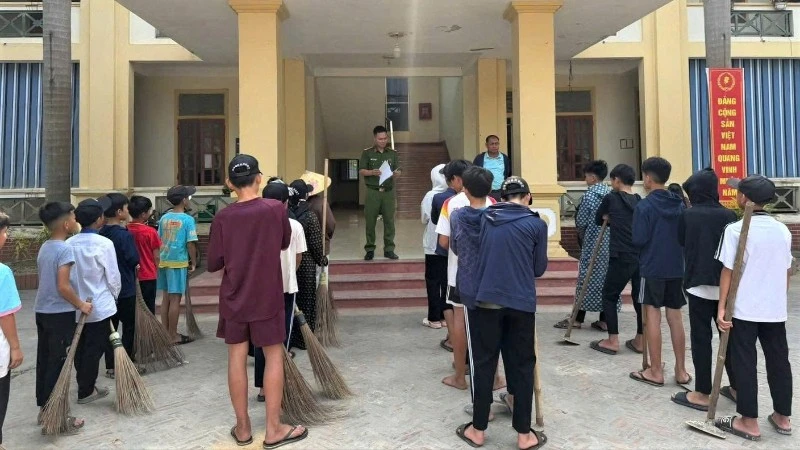 Hiệu quả từ mô hình "3 cùng với thanh thiếu niên" ở Nghệ An Hiệu quả từ mô hình "3 cùng với thanh thiếu niên" ở Nghệ An