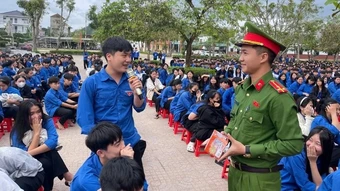 Hiệu quả từ mô hình "3 cùng với thanh thiếu niên" ở Nghệ An