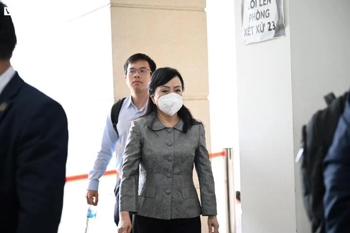 Hình ảnh cựu Bộ trưởng Y tế Nguyễn Thị Kim Tiến hầu toà Hình ảnh cựu Bộ trưởng Y tế Nguyễn Thị Kim Tiến hầu toà