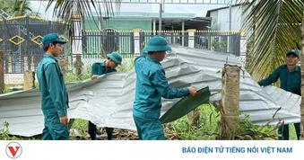 Hỗ trợ các gia đình bị thiệt hại do lốc xoáy ở Lâm Đồng