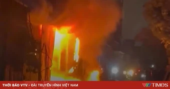 Hỏa hoạn thiêu rụi nhiều căn nhà tại Cà Mau