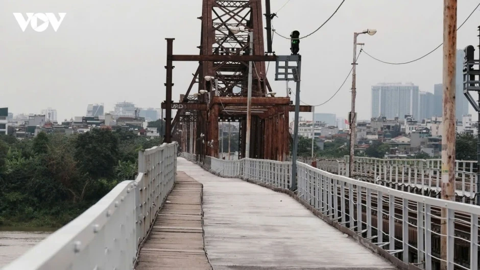 Hoàn tất sửa chữa, cầu Long Biên mở cửa trở lại từ rạng sáng 28/5 Hoàn tất sửa chữa, cầu Long Biên mở cửa trở lại từ rạng sáng 28/5