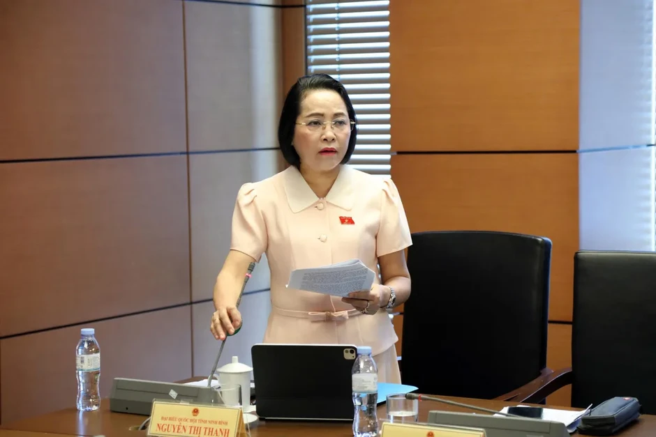 Hoàn thiện hành lang pháp lý để bảo vệ người lao động và thúc đẩy chuyển đổi số Hoàn thiện hành lang pháp lý để bảo vệ người lao động và thúc đẩy chuyển đổi số