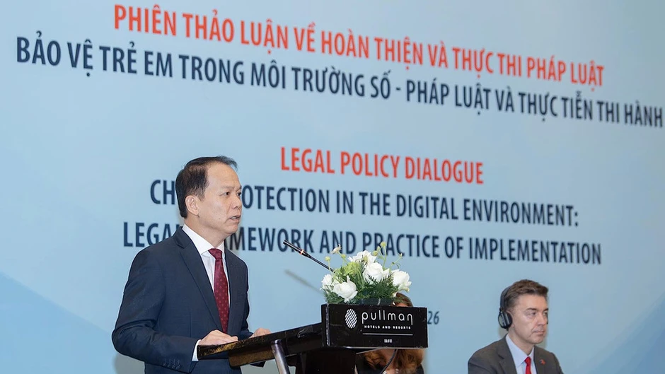 Hoàn thiện pháp luật và nâng cao hiệu quả thi hành pháp luật về bảo vệ trẻ em trong môi trường số