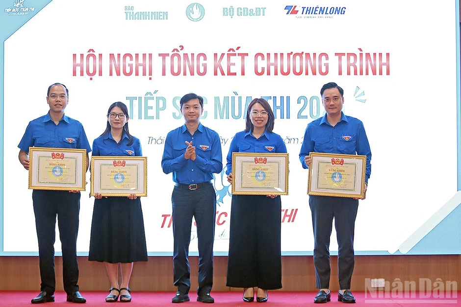Hoạt động "Thanh niên tình nguyện hè" 2026 tại các xã, phường biên giới đạt hơn 87 tỷ đồng Hoạt động "Thanh niên tình nguyện hè" 2026 tại các xã, phường biên giới đạt hơn 87 tỷ đồng