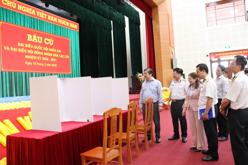Học viện Hải quân "số hóa" công tác tuyên truyền bầu cử cho học viên trẻ Học viện Hải quân "số hóa" công tác tuyên truyền bầu cử cho học viên trẻ