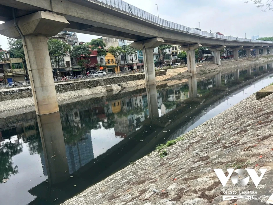 Hồi sinh sông Tô Lịch: Cần khơi dòng chảy thuận thiên Hồi sinh sông Tô Lịch: Cần khơi dòng chảy thuận thiên
