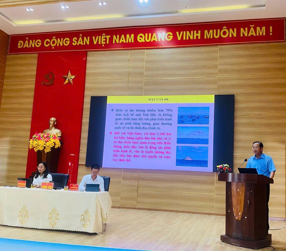 Hội thảo khoa học đề xuất giải pháp phát triển bền vững đặc khu đảo Lý Sơn Hội thảo khoa học đề xuất giải pháp phát triển bền vững đặc khu đảo Lý Sơn