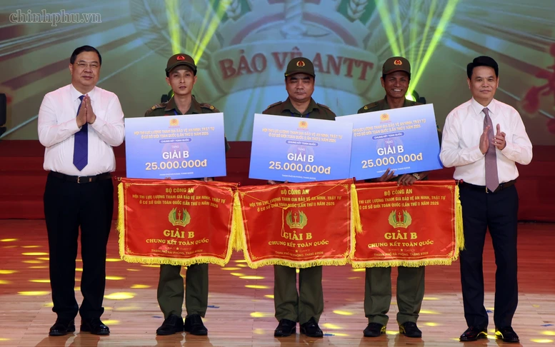 Hội thi an ninh, trật tự ở cơ sở giỏi toàn quốc lần thứ I năm 2026 thành công tốt đẹp Hội thi an ninh, trật tự ở cơ sở giỏi toàn quốc lần thứ I năm 2026 thành công tốt đẹp