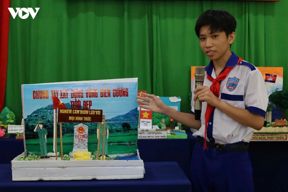 Hội thi tuyên truyền bảo vệ chủ quyền lãnh thổ, an ninh biên giới quốc gia Hội thi tuyên truyền bảo vệ chủ quyền lãnh thổ, an ninh biên giới quốc gia