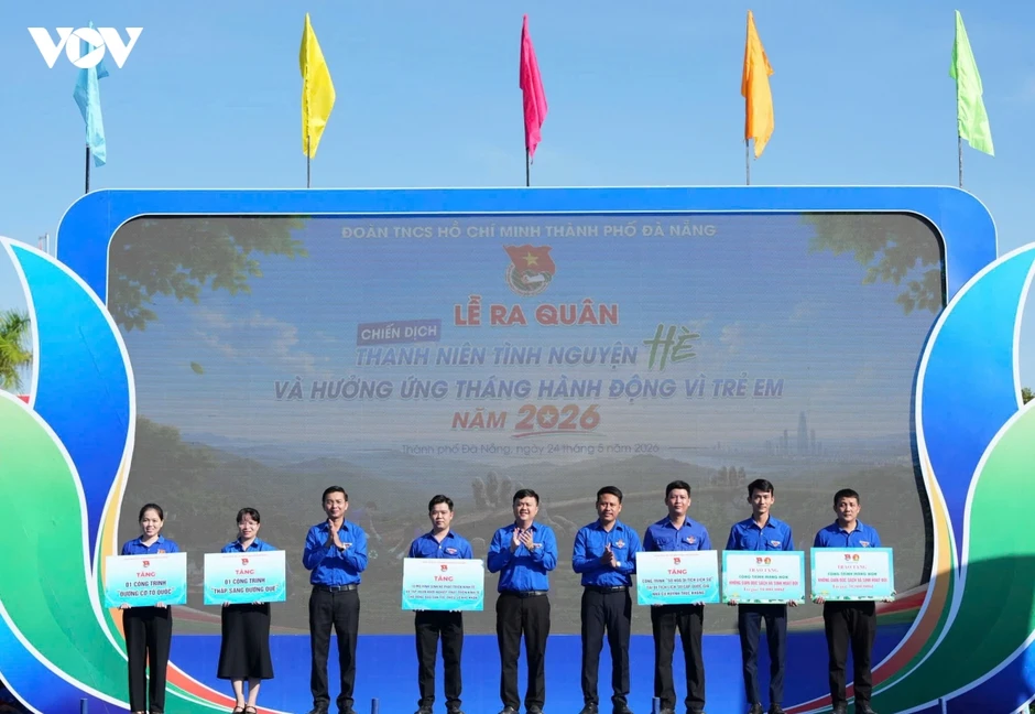 Hơn 1.000 đoàn viên thanh niên Đà Nẵng ra quân “Ngày Chủ nhật xanh”