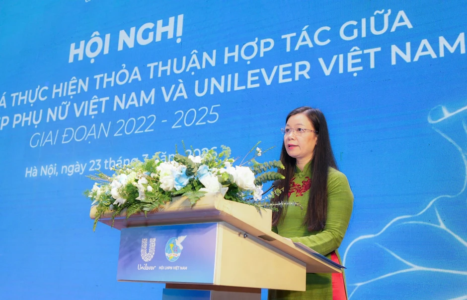 Hơn 100.000 phụ nữ đổi đời nhờ chương trình hỗ trợ sinh kế Hơn 100.000 phụ nữ đổi đời nhờ chương trình hỗ trợ sinh kế