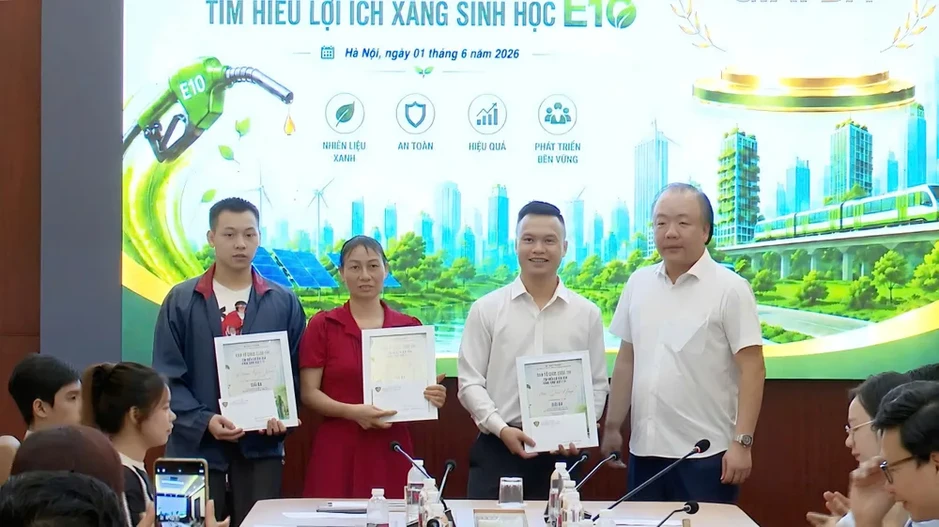 Hơn 11.500 lượt dự thi tìm hiểu về xăng sinh học E10 Hơn 11.500 lượt dự thi tìm hiểu về xăng sinh học E10