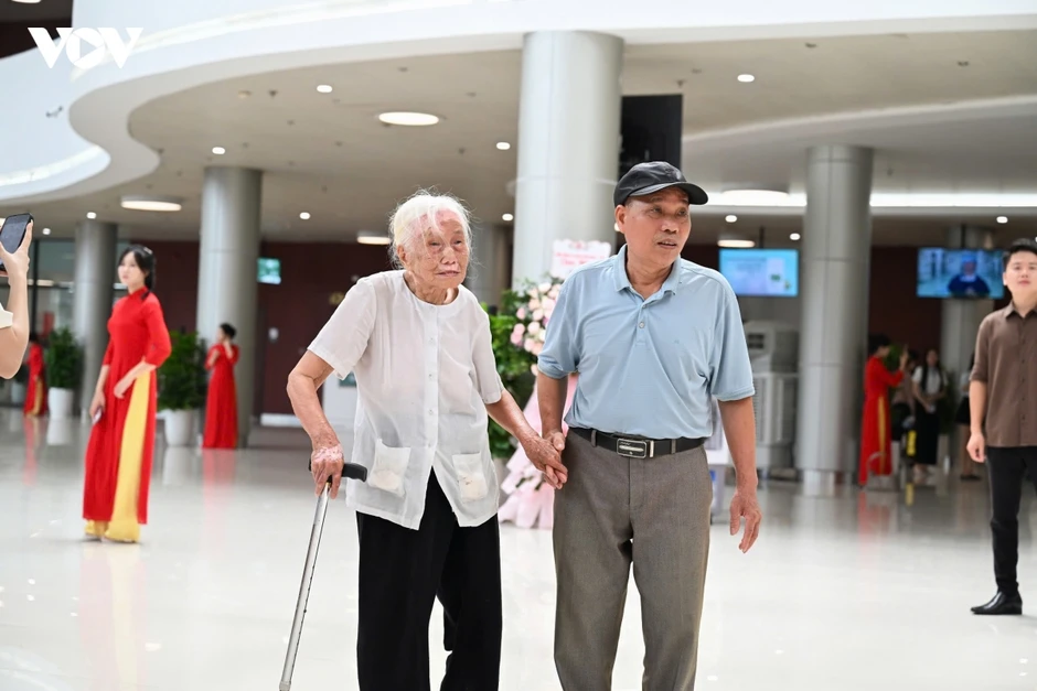 Hơn 1.800 lượt khám yêu cầu ngày đầu Bệnh viện Bạch Mai cơ sở Ninh Bình hoạt động