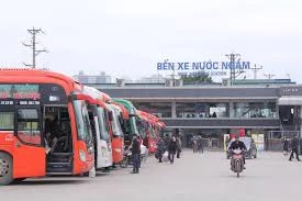 Hơn 200 doanh nghiệp thông báo tăng giá cước vận tải Hơn 200 doanh nghiệp thông báo tăng giá cước vận tải