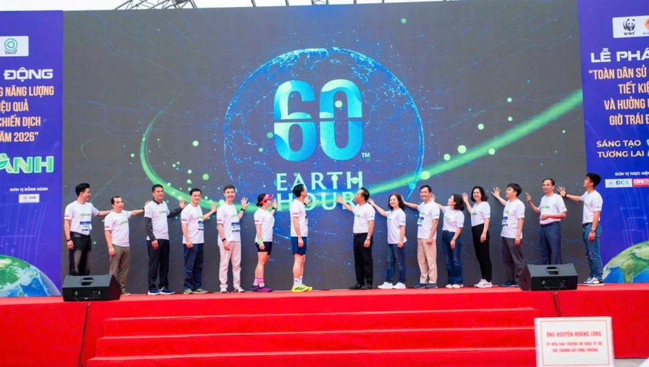 Hơn 2.000 người tham gia giải chạy hưởng ứng sử dụng năng lượng tiết kiệm, hiệu quả Hơn 2.000 người tham gia giải chạy hưởng ứng sử dụng năng lượng tiết kiệm, hiệu quả