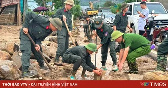 Hơn 300 cán bộ, chiến sĩ Công an Lai Châu hỗ trợ người dân khắc phục hậu quả mưa lũ