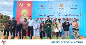 Hơn 300 người dân Đắk Lắk được khám, cấp thuốc miễn phí